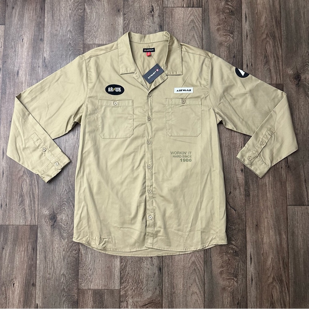 AIRWALK Patch Garage/Mechanic Button Up Long Sleeve Work Shirt Beige